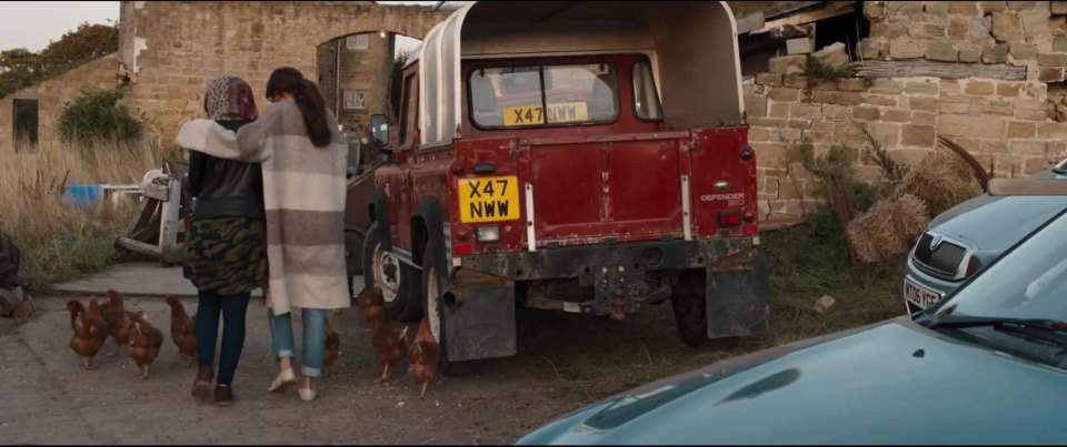 Land-Rover Defender 90