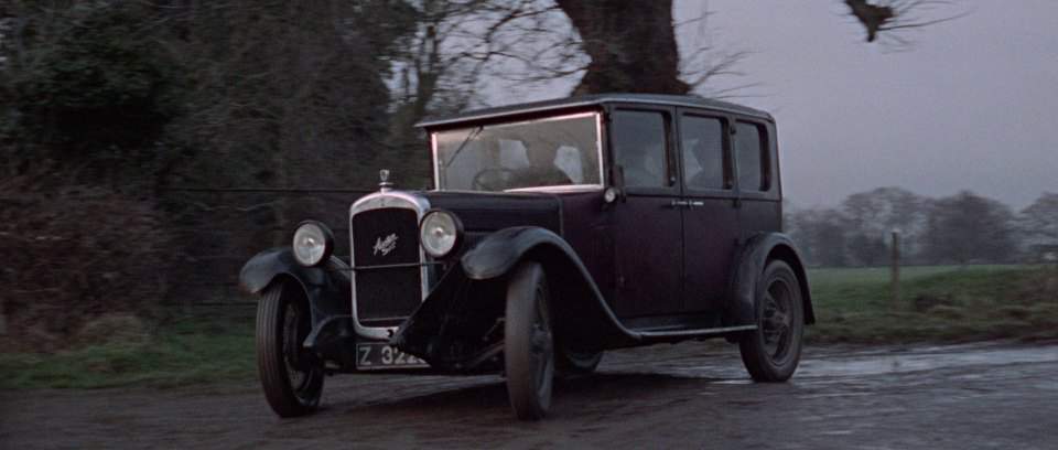 Austin 16/6 Burnham Saloon