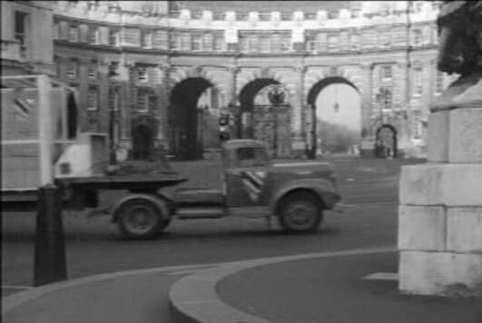 Commer Superpoise Q4 MkI