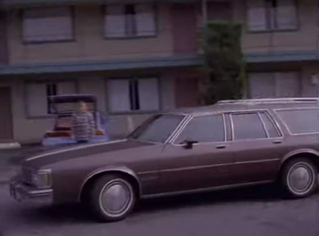 Oldsmobile Custom Cruiser