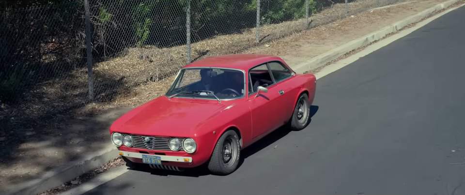 Alfa Romeo 2000 GT Veloce