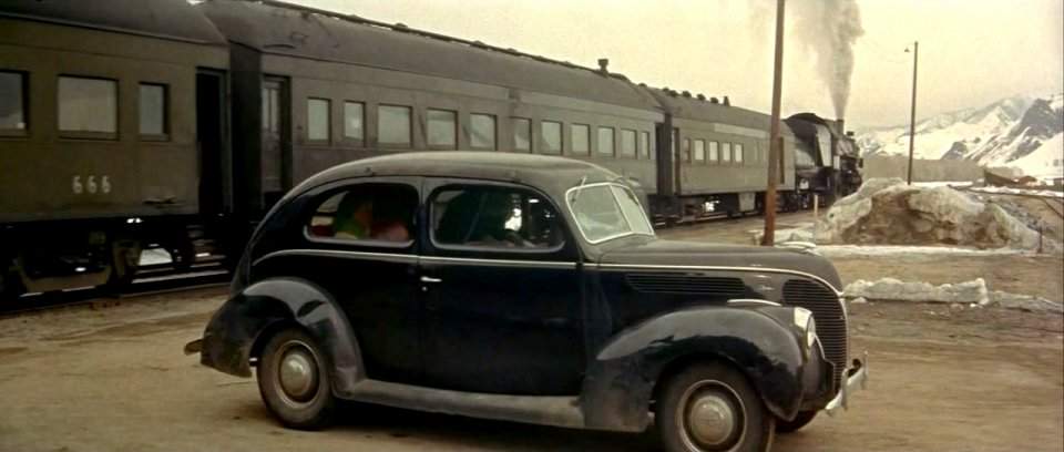 Ford V8 De Luxe