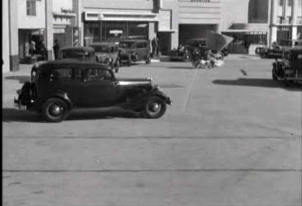Ford V8 De Luxe