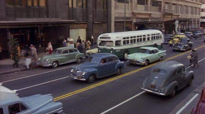 Dodge Luxury Liner De Luxe