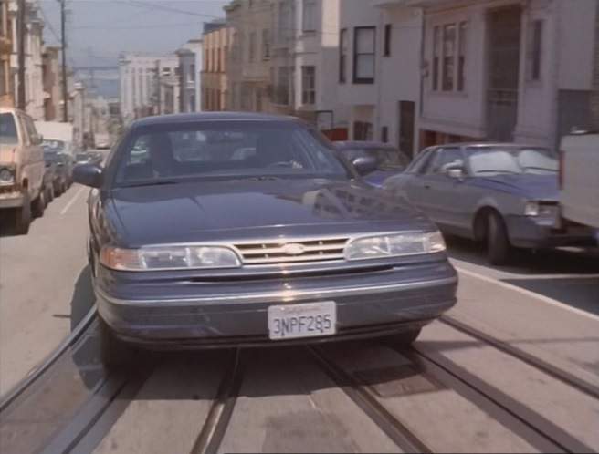 Ford Crown Victoria