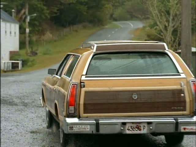Ford LTD Country Squire