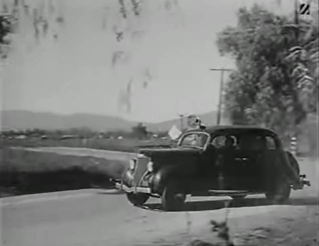 Ford V8 De Luxe