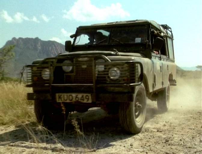 Land-Rover 109'' Series III Station Wagon