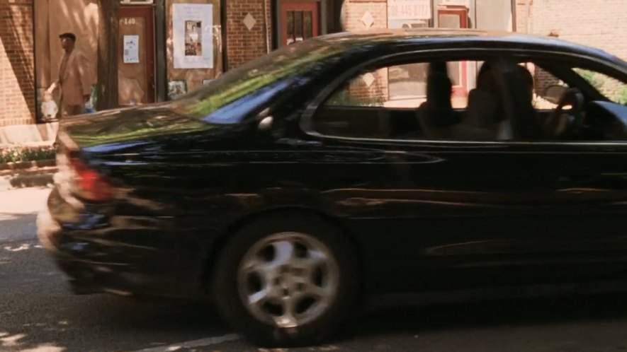 Oldsmobile Intrigue