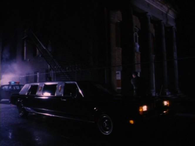 Lincoln Town Car Stretched Limousine