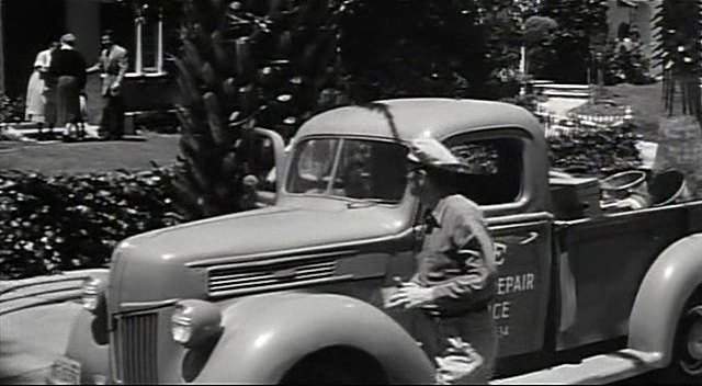 Ford 1-Ton Pick-Up