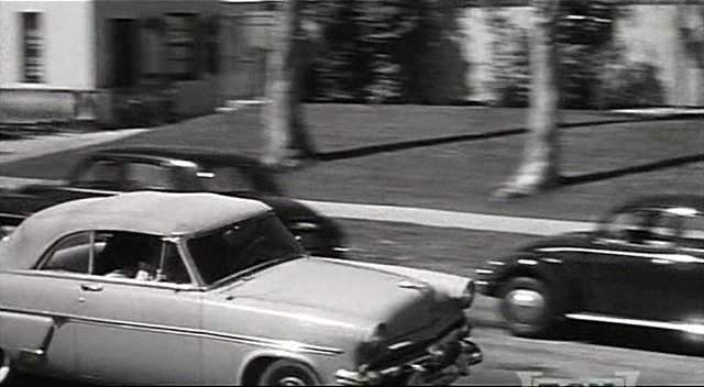 Volkswagen De Luxe Sedan