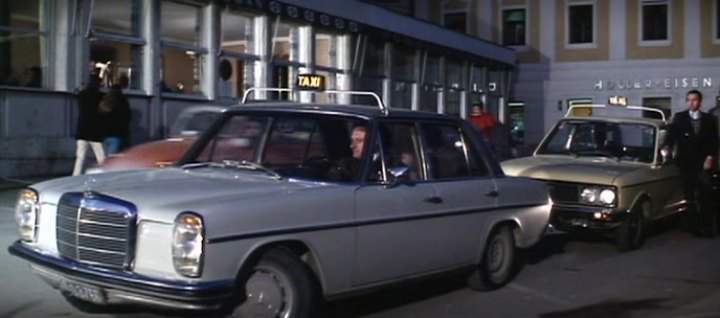 Mercedes-Benz 200 D
