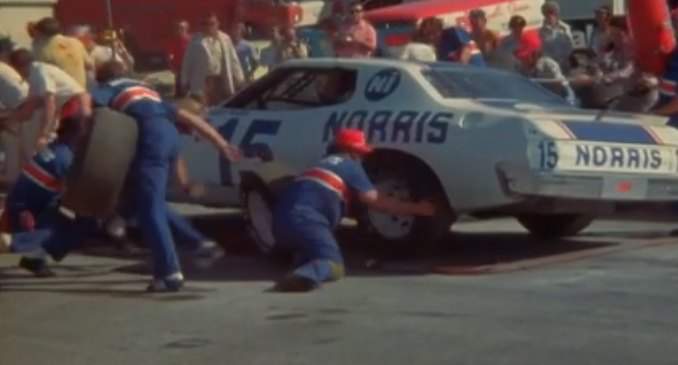 Ford Gran Torino NASCAR