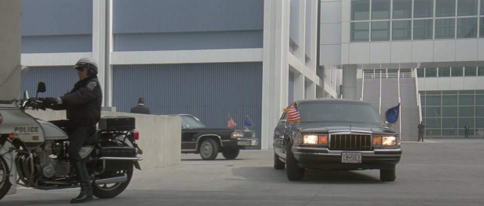Lincoln Town Car Stretched Limousine