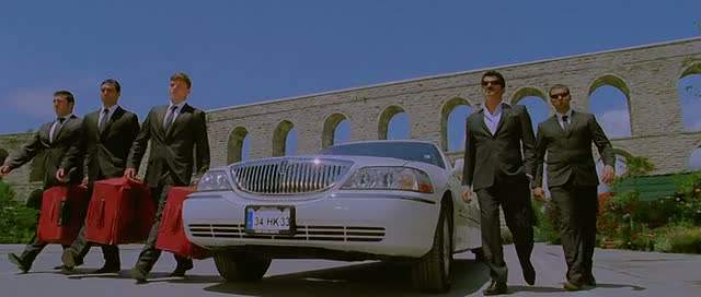 Lincoln Town Car Stretched Limousine