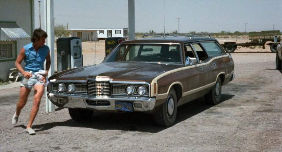 Ford LTD Country Squire