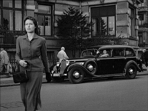 Mercedes-Benz 320 Lang