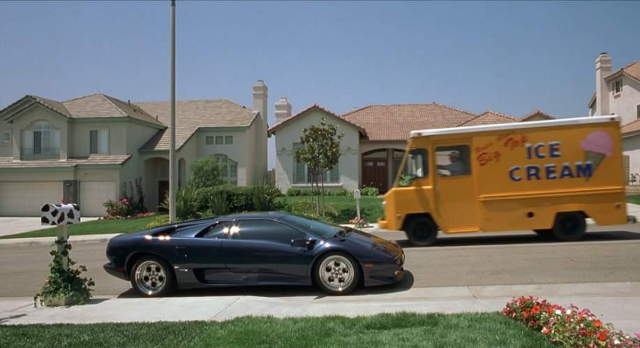 Penn Hi-Cube Versatile Van