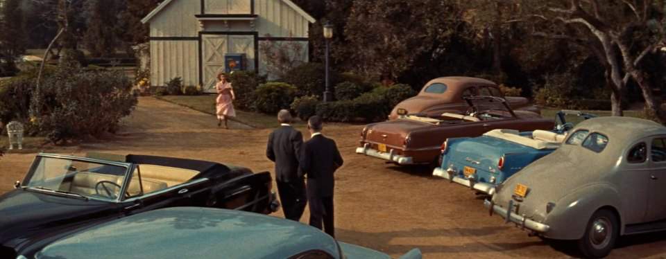 Ford Super De Luxe
