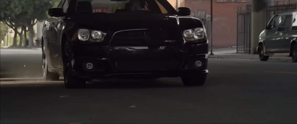 Dodge Charger SRT-8