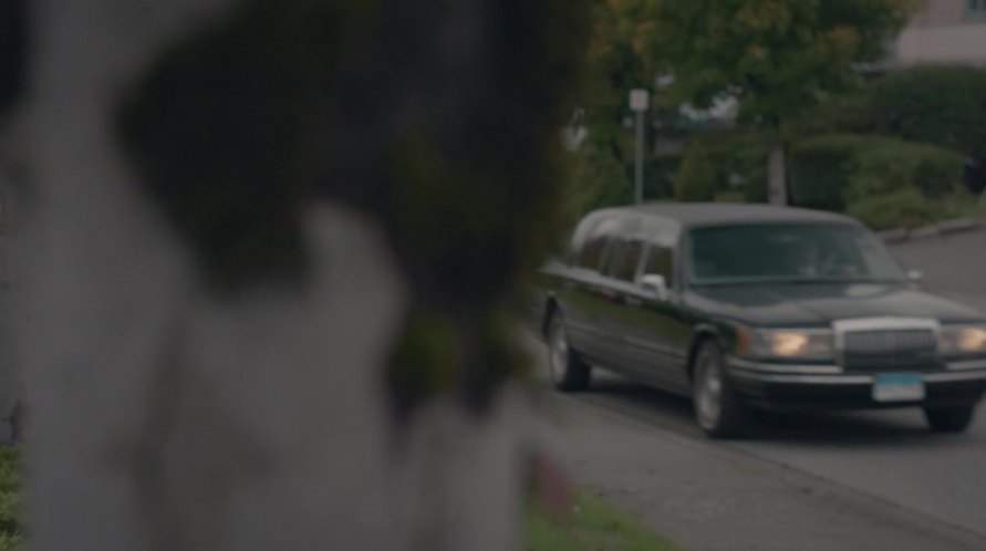Lincoln Town Car Stretched Limousine
