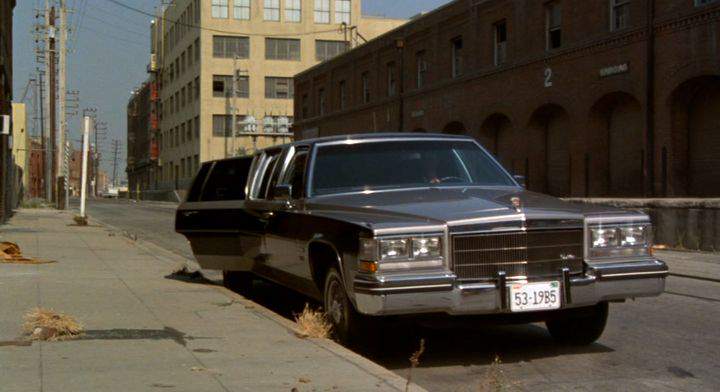 Cadillac Sedan DeVille Stretched Limousine