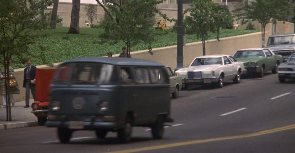 Volkswagen Station Wagon T2