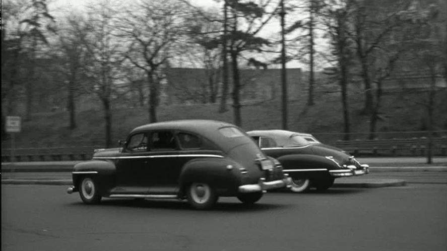 Plymouth De Luxe