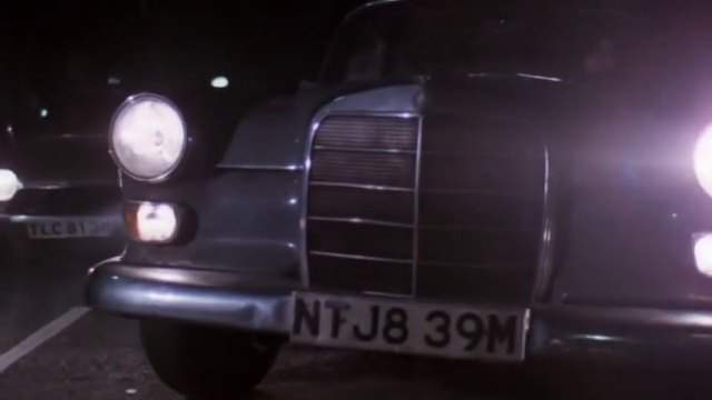 Mercedes-Benz 200