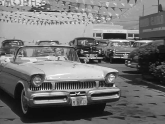 Ford Crestline Victoria