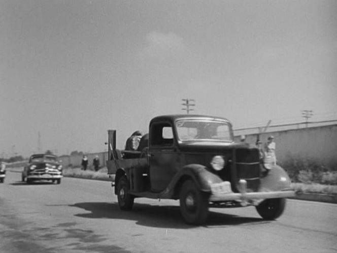 Ford V8 ½-Ton Pick-Up