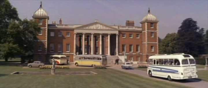Bedford SB3