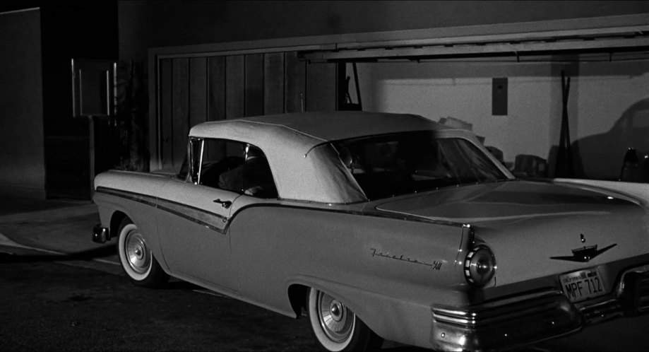 Ford Fairlane 500 Sunliner