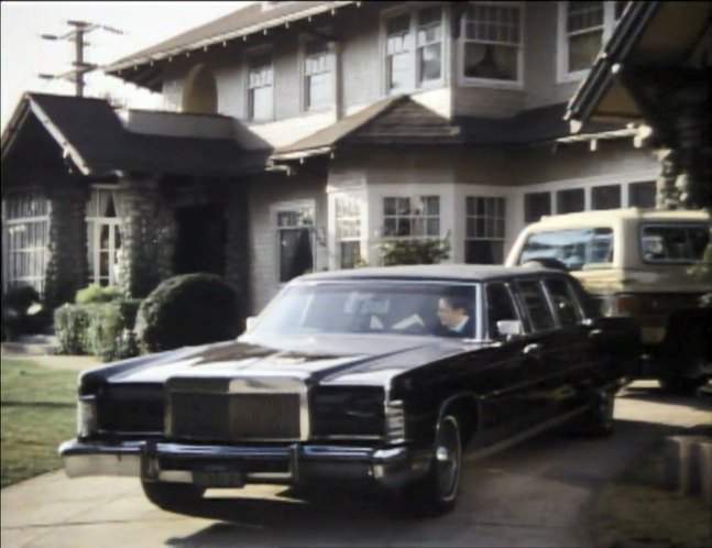 Lincoln Continental Executive Limousine