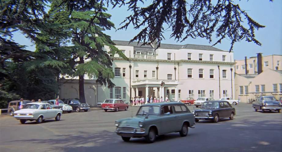 Ford Anglia Estate