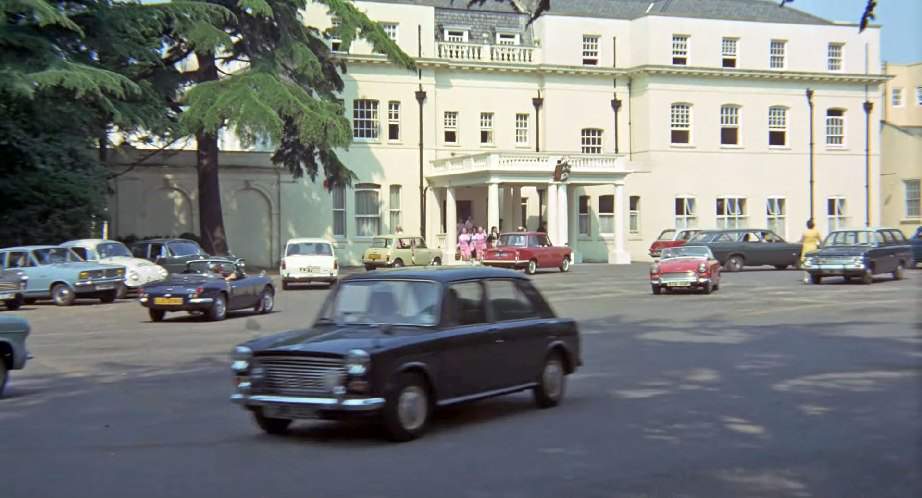 Vauxhall Victor 101 Estate