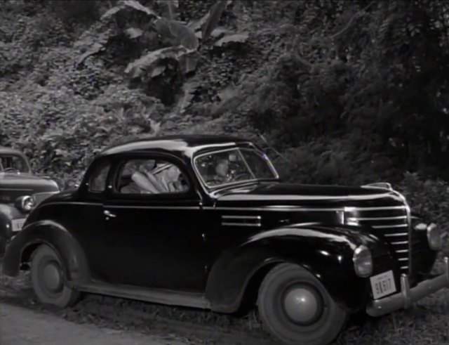 Plymouth De Luxe