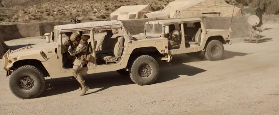 AM General HMMWV M1043