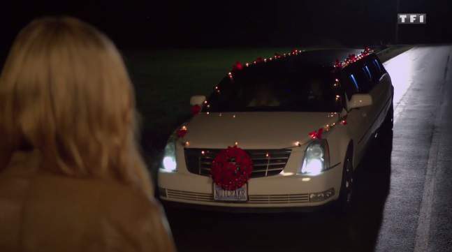 Cadillac DTS Stretched Limousine