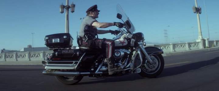 Harley-Davidson FLHP Electra Glide