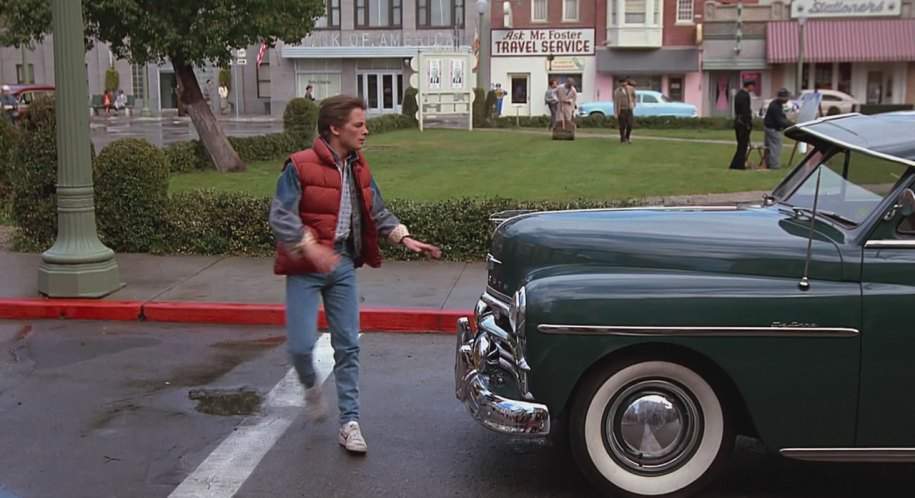 Plymouth De Luxe
