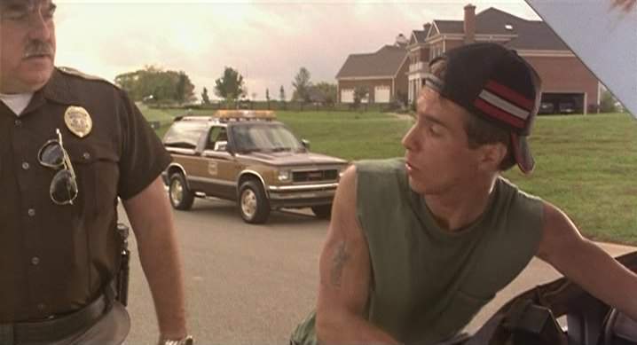 1983 GMC S-15 Jimmy in Lawn Dogs