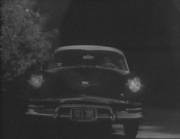 1953 Kaiser Manhattan in Phantom from Space
