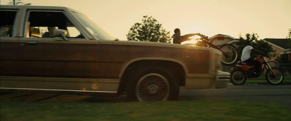 Ford LTD Country Squire