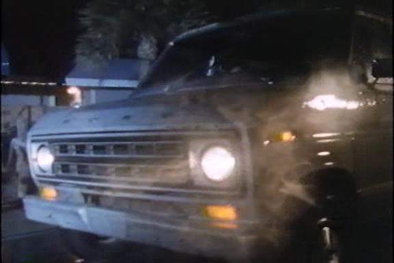 1975 Ford Econoline in They Bite