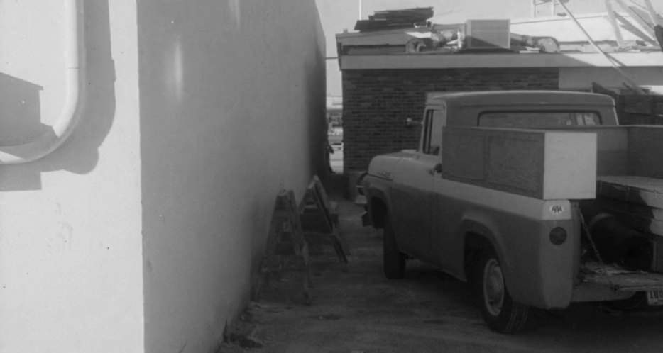 Ford F-100