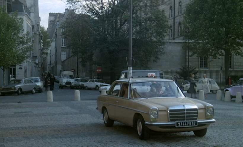 Mercedes-Benz 200 D