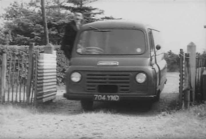 Austin A152 Omnivan
