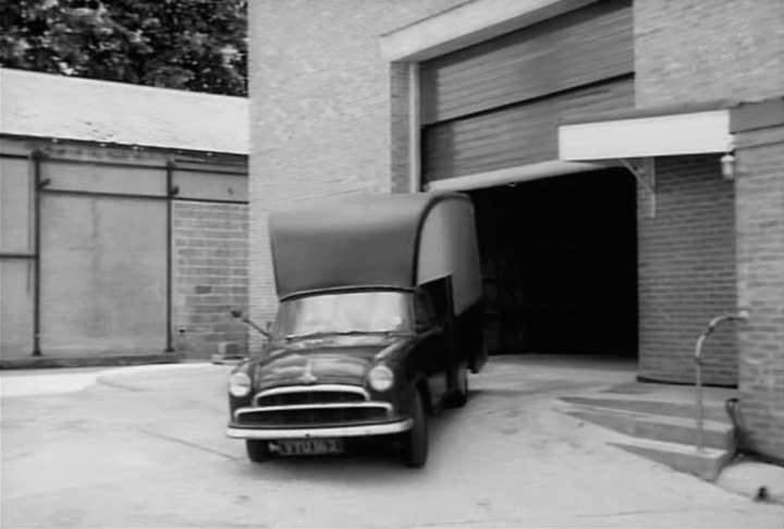 Morris ½-Ton Series III Gown Van